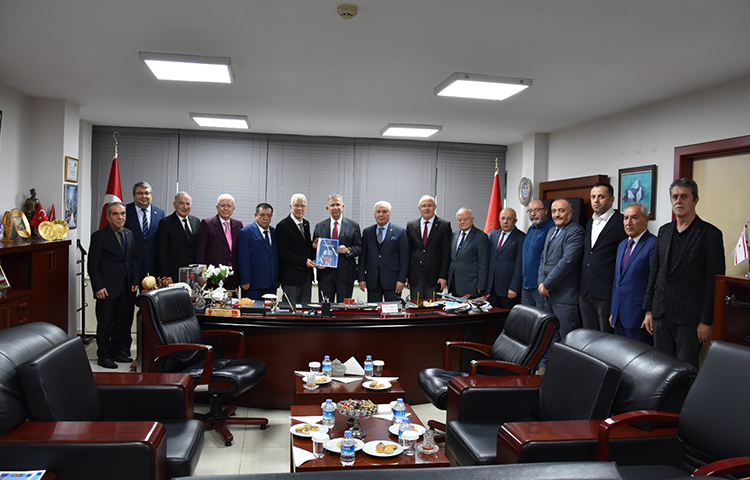 MANSUR YAVAŞ TÜED’İ ZİYARET ETTİ
